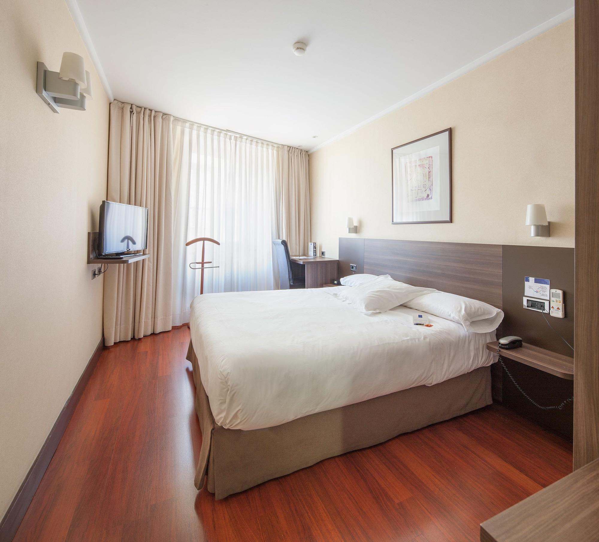 Yoldi Hotel 3*